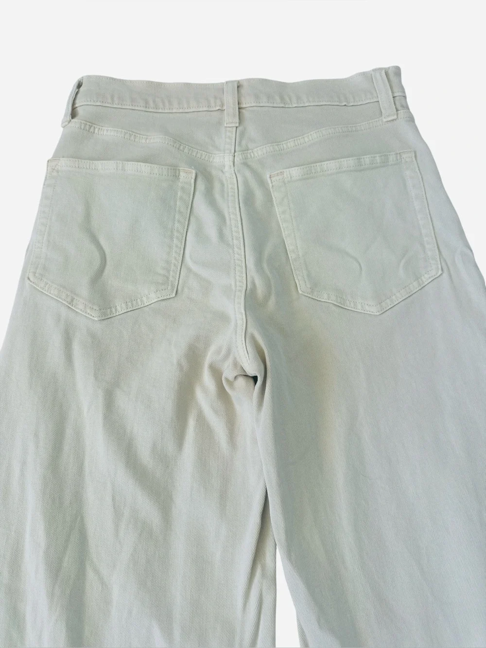 GAP Wide-Leg Jeans in Light Cream